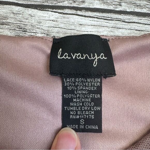 la vanya Women's Lace Overlay Jeweled Neck Tee T Shirt S SM Small Purple Stretch - Picture 6 of 12